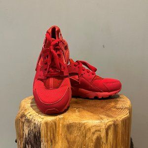 Nike Air Huarache Run Red sz 6.5